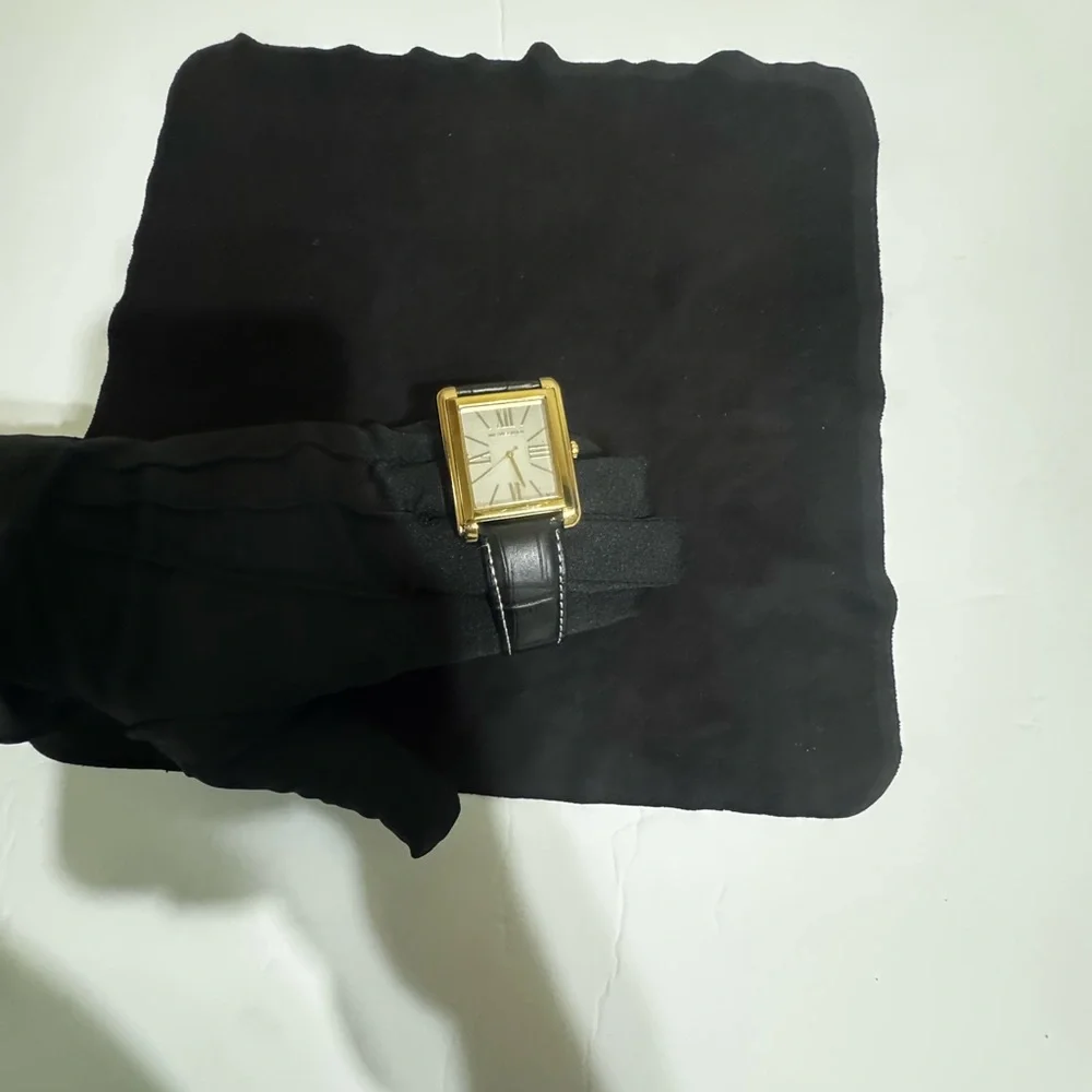 Michael Kors I Unisex Watch I Gold-Plated Case I Croc-Print Strap I Black